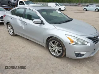 2013 Nissan Altima SV with VIN 1N4BL3AP9DC249999, listed as a IAAI auction lot 42036949 with 212,873 mi miles and . Bid and sale history available at DreamBid. Image 6.