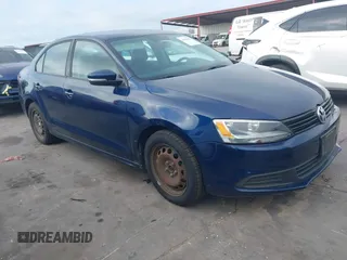 2014 Volkswagen Jetta SE with VIN 3VWD17AJ5EM369548, listed as a IAAI auction lot 42588501 with 115,062 mi miles and . Bid and sale history available at DreamBid. Image 1.