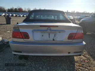 2001 BMW 3 Series 325Ci with VIN WBABS33441JY41864, listed as a Copart auction lot 82790624 with 141,764 mi miles and Salvage Title. Bid and sale history available at carsss.com. Image 6.