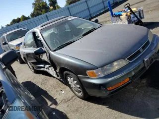 1997 Honda Accord EX with VIN 1HGCD5668VA113949, listed as a Copart auction lot 72819714 with 250,206 mi miles and Salvage Title. Bid and sale history available at DreamBid. Image 4.