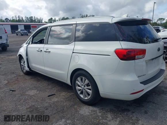 2016 Kia Sedona LX with VIN KNDMB5C19G6084405, listed as a IAAI auction lot 41211452 with 88,783 mi miles. Bid and sale history available at carsss.com. Image 3.