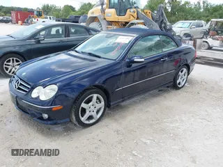 2006 Mercedes-Benz CLK 500 z VIN WDBTK75G26T066514, wystawiony jako IAAI lot #42025408 z przebiegiem 117 449 mil mil oraz . Historia ofert i sprzedaży dostępna na DreamBid. Obrazek 2.