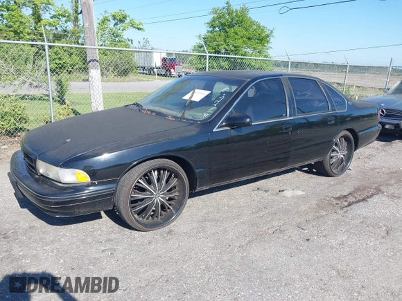1996 Chevrolet Caprice 1SA Special Value z VIN 1G1BL52PXTR141223, wystawiony jako IAAI lot #41693524 z przebiegiem Nie podano mil oraz . Historia ofert i sprzedaży dostępna na DreamBid. Obrazek 2.