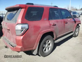 2022 Toyota 4Runner SR5 z VIN JTEMU5JR2N6051225, wystawiony jako Copart lot #47223705 z przebiegiem 69 154 mil mil oraz Szkoda całkowita • Salvage title. Historia ofert i sprzedaży dostępna na DreamBid. Obrazek 3.