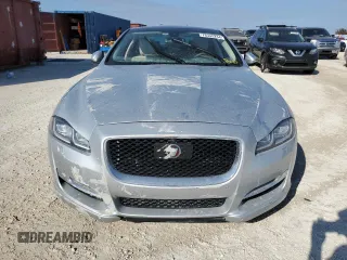 2016 Jaguar XJ R-Sport with VIN SAJWJ1CD3G8V99940, listed as a Copart auction lot 76345234 with Not provided miles and Salvage title. Bid and sale history available at DreamBid. Image 5.