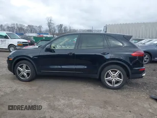 2015 Porsche Cayenne Diesel with VIN WP1AF2A29FLA31039, listed as a IAAI auction lot 42042677 with 157,884 mi miles and . Bid and sale history available at DreamBid. Image 15.