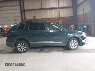 2018 Volkswagen Tiguan SEL with VIN 3VV2B7AX3JM133326, listed as a IAAI auction lot 42459190 with 94,665 mi miles and . Bid and sale history available at DreamBid. Image 13.