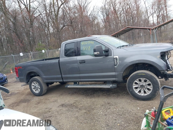 2021 Ford Super Duty F-250 SRW XL with VIN 1FT7X2B63MEC04131, listed as a IAAI auction lot 41864148 with 129,452 mi miles. Bid and sale history available at carsss.com. Image 13.