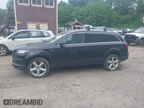 2014 Audi Q7 S line Prestige with VIN WA1DGAFE0ED020720, listed as a IAAI auction lot 42448552 with 171,055 mi miles and . Bid and sale history available at DreamBid. Image 14.