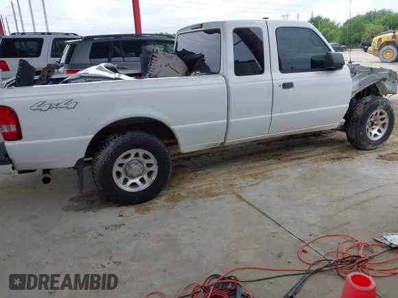 2011 Ford Ranger XLT z VIN 1FTLR4FE2BPA27434, wystawiony jako IAAI lot #42435809 z przebiegiem 172 439 mil mil oraz . Historia ofert i sprzedaży dostępna na DreamBid. Obrazek 13.