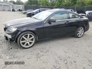 2013 Mercedes-Benz C 350 с VIN WDDGJ5HB7DG068345, выставлен на аукционе Copart как лот 60048355 с пробегом 118 339 миль миль и Списание • Salvage title. История ставок и продаж доступна на DreamBid. Изображение 1.
