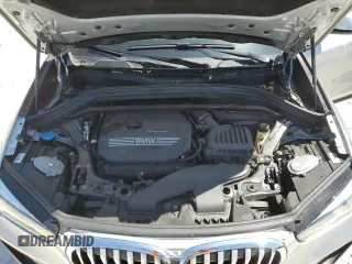 2021 BMW X1 sDrive28i z VIN WBXJG7C04M5T32801, wystawiony jako Copart lot #52046425 z przebiegiem 45 584 mil mil oraz Szkody całkowita. Historia ofert i sprzedaży dostępna na DreamBid. Obrazek 12.