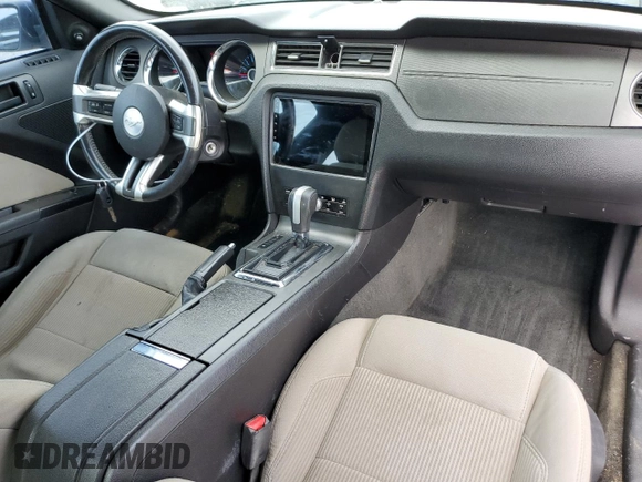 2014 Ford Mustang V6 with VIN 1ZVBP8AMXE5315092, listed as a Copart auction lot 58765755 with 177,060 mi miles and Salvage title. Bid and sale history available at DreamBid. Image 8.
