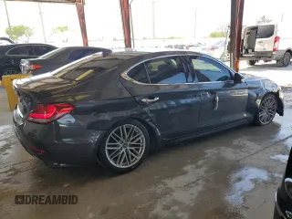 2020 Genesis G70 2.0T z VIN KMTG64LA5LU059925, wystawiony jako Copart lot #57105395 z przebiegiem 73 950 mil mil oraz Nie do naprawy • Non repairable. Historia ofert i sprzedaży dostępna na DreamBid. Obrazek 3.