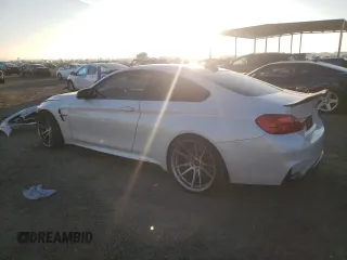 2015 BMW M4 z VIN WBS3R9C53FK332597, wystawiony jako Copart lot #72815602 z przebiegiem 90 445 mil mil oraz . Historia ofert i sprzedaży dostępna na DreamBid. Obrazek 2.