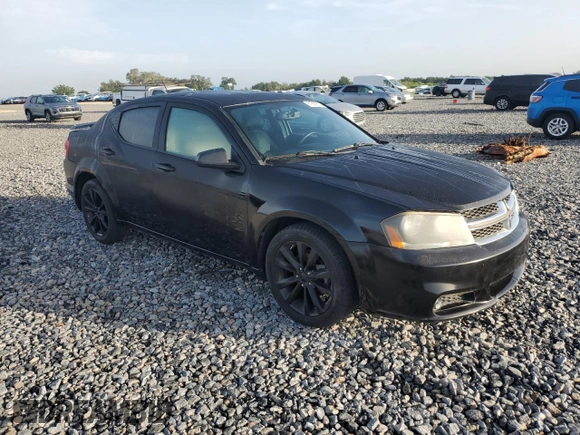 2013 Dodge Avenger SXT with VIN 1C3CDZCG1DN628564, listed as a Copart auction lot 61000835 with 38,975 mi miles and Salvage title. Bid and sale history available at DreamBid. Image 4.