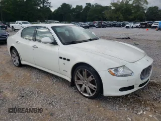 2010 Maserati Quattroporte S z VIN ZAM39JKA3A0052282, wystawiony jako Copart lot #58591175 z przebiegiem Nie podano mil oraz Czysty tytuł • Clean title. Historia ofert i sprzedaży dostępna na DreamBid. Obrazek 4.