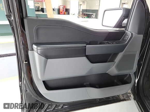 2021 Ford F-150 XL with VIN 1FTFW1E53MFB64722, listed as a IAAI auction lot 42905391 with 80,356 mi miles and . Bid and sale history available at DreamBid. Image 9.