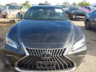 2024 Lexus ES with VIN 58ADZ1B10RU167407, listed as a IAAI auction lot 41936001 with 17,756 mi miles. Bid and sale history available at carsss.com. Image 12.