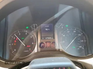 2019 Lexus GX 460 Luxury with VIN JTJJM7FX5K5225443, listed as a Copart auction lot 62064185 with 47,943 mi miles and Salvage title. Bid and sale history available at DreamBid. Image 9.