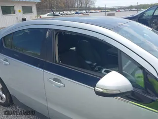 2011 Chevrolet Volt with VIN 1G1RC6E44BU099097, listed as a IAAI auction lot 41991564 with 180,370 mi miles. Bid and sale history available at carsss.com. Image 6.