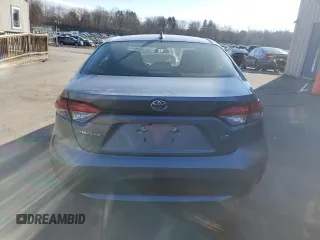 2021 Toyota Corolla LE with VIN JTDEPMAE3MJ133502, listed as a Copart auction lot 82795544 with 40,792 mi miles and Salvage Title. Bid and sale history available at DreamBid. Image 6.