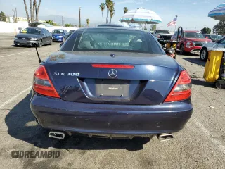 2009 Mercedes-Benz SLK-Class 3.0L with VIN WDBWK54F89F190333, listed as a Copart auction lot 47144815 with 93,222 mi miles and Salvage Title. Bid and sale history available at carsss.com. Image 6.