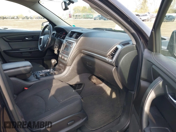2014 GMC Acadia SLE with VIN 1GKKVPKD9EJ359811, listed as a IAAI auction lot 40729300 with 175,688 mi miles and . Bid and sale history available at carsss.com. Image 5.