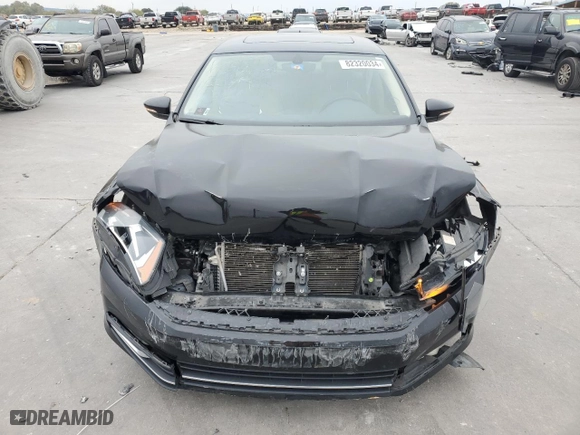 2016 Volkswagen Passat 1.8T SE w/Technology with VIN 1VWBS7A34GC010928, listed as a Copart auction lot 82320034 with 86,900 mi miles and Salvage Title. Bid and sale history available at carsss.com. Image 5.