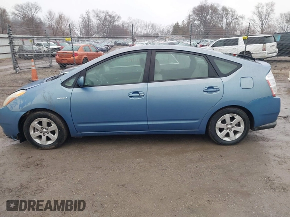 2008 Toyota Prius with VIN JTDKB20U887726550, listed as a IAAI auction lot 41211390 with 205,848 mi miles. Bid and sale history available at carsss.com. Image 14.