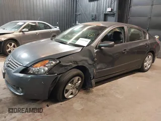 2008 Nissan Altima 2.5 S with VIN 1N4AL21E28C214070, listed as a IAAI auction lot 37537543 with 30,659 mi miles. Bid and sale history available at carsss.com. Image 6.