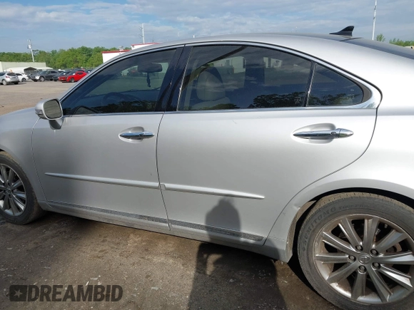 2011 Lexus ES with VIN JTHBK1EG7B2445629, listed as a IAAI auction lot 42177014 with 124,034 mi miles. Bid and sale history available at carsss.com. Image 14.
