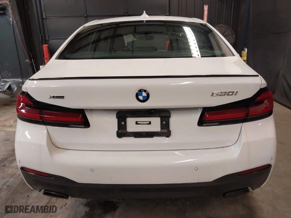 2023 BMW 5 Series 530i xDrive with VIN WBA13BJ07PWY05259, listed as a IAAI auction lot 41510228 with 9,746 mi miles. Bid and sale history available at carsss.com. Image 17.