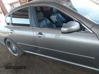 2007 Infiniti M Sport with VIN JNKAY01E27M303631, listed as a IAAI auction lot 41893141 with 221,177 mi miles and . Bid and sale history available at DreamBid. Image 14.