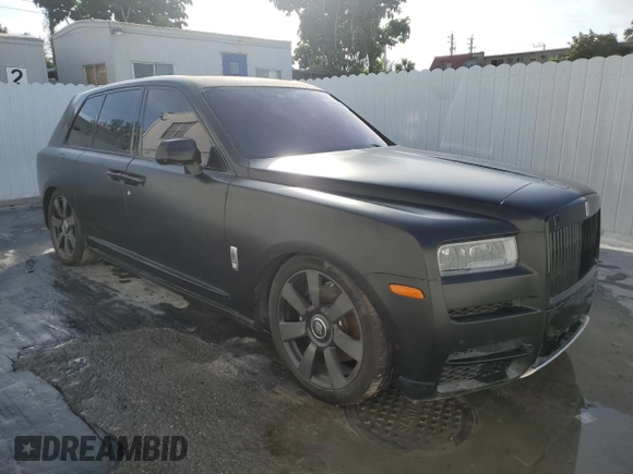 2022 Rolls-Royce Cullinan z VIN SLATV4C02NU214934, wystawiony jako Copart lot #78693434 z przebiegiem 1 444 mil mil oraz Szkoda całkowita • Salvage title. Historia ofert i sprzedaży dostępna na DreamBid. Obrazek 4.