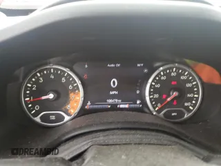 2015 Jeep Renegade Trailhawk with VIN ZACCJBCT5FPB27437, listed as a Copart auction lot 64031865 with 106,479 mi miles and Clean title. Bid and sale history available at DreamBid. Image 9.