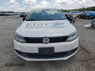 2014 Volkswagen Jetta S with VIN 3VW2K7AJ3EM235352, listed as a Copart auction lot 66446465 with 206,096 mi miles and Clean title. Bid and sale history available at DreamBid. Image 5.