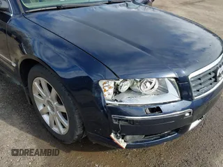 2005 Audi A8 L with VIN WAUML44E65N005541, listed as a IAAI auction lot 41488721 with 84,545 mi miles. Bid and sale history available at carsss.com. Image 6.