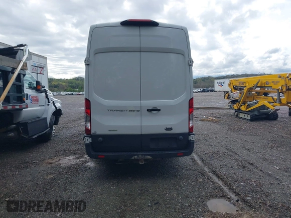 2019 Ford Transit Cargo with VIN 1FTBF4XG4KKB77787, listed as a IAAI auction lot 41829546 with 201,282 mi miles. Bid and sale history available at carsss.com. Image 15.
