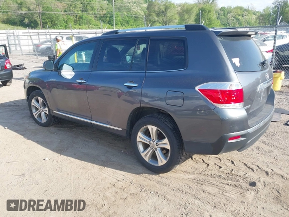 2011 Toyota Highlander Limited with VIN 5TDDK3EH7BS068694, listed as a IAAI auction lot 42252513 with 163,816 mi miles and . Bid and sale history available at DreamBid. Image 3.