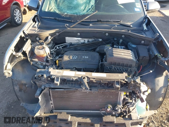 2022 Volkswagen Atlas SE with VIN 1V2DP2CA9NC533465, listed as a IAAI auction lot 41108974 with 74,684 mi miles and . Bid and sale history available at DreamBid. Image 8.