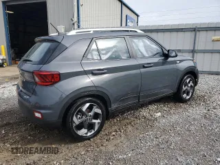 2025 Hyundai Venue SEL with VIN KMHRC8A38SU370321, listed as a Copart auction lot 60707655 with 3,076 mi miles and Clean title. Bid and sale history available at DreamBid. Image 3.