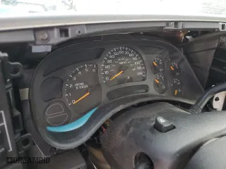 2003 Chevrolet Silverado 1500 LS with VIN 2GCEK19T331225136, listed as a Copart auction lot 49346345 with 0 mi miles and Non Repairable. Bid and sale history available at carsss.com. Image 9.