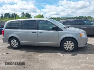 2019 Dodge Grand Caravan SE with VIN 2C4RDGBG6KR573282, listed as a IAAI auction lot 42222005 with 136,470 mi miles and . Bid and sale history available at DreamBid. Image 13.