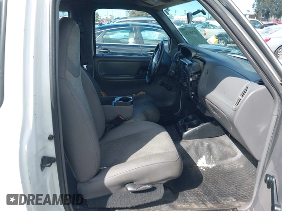 2001 Ford Ranger XLT Appearance with VIN 1FTYR14EX1PB68855, listed as a IAAI auction lot 41749353 with 277,238 mi miles. Bid and sale history available at carsss.com. Image 5.