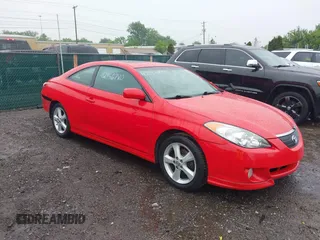 2004 Toyota Solara SE z VIN 4T1CA38PX4U019047, wystawiony jako IAAI lot #42356780 z przebiegiem 223 799 mil mil oraz . Historia ofert i sprzedaży dostępna na DreamBid. Obrazek 1.
