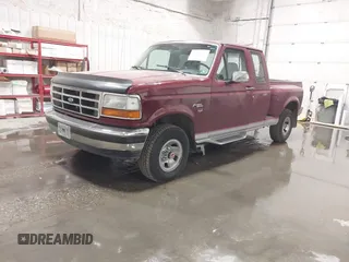 1993 Ford F-150 z VIN 1FTEX14NXPKA08103, wystawiony jako IAAI lot #41861872 z przebiegiem 153 947 mil mil oraz . Historia ofert i sprzedaży dostępna na DreamBid. Obrazek 2.