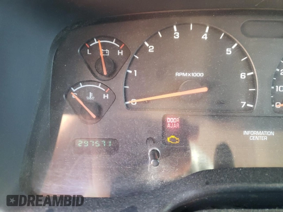2003 Dodge Dakota SLT with VIN 1D7HL48N03S367805, listed as a Copart auction lot 82282594 with 297,571 mi miles and Salvage Title. Bid and sale history available at carsss.com. Image 9.