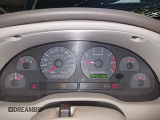 2002 Ford Mustang Standard z VIN 1FAFP40452F117630, wystawiony jako IAAI lot #41882744 z przebiegiem 85 218 mil mil oraz . Historia ofert i sprzedaży dostępna na DreamBid. Obrazek 7.