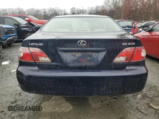 2003 Lexus ES 300 with VIN JTHBF30G036009951, listed as a Copart auction lot 50021235 with 231,411 mi miles and Salvage Title. Bid and sale history available at DreamBid. Image 6.